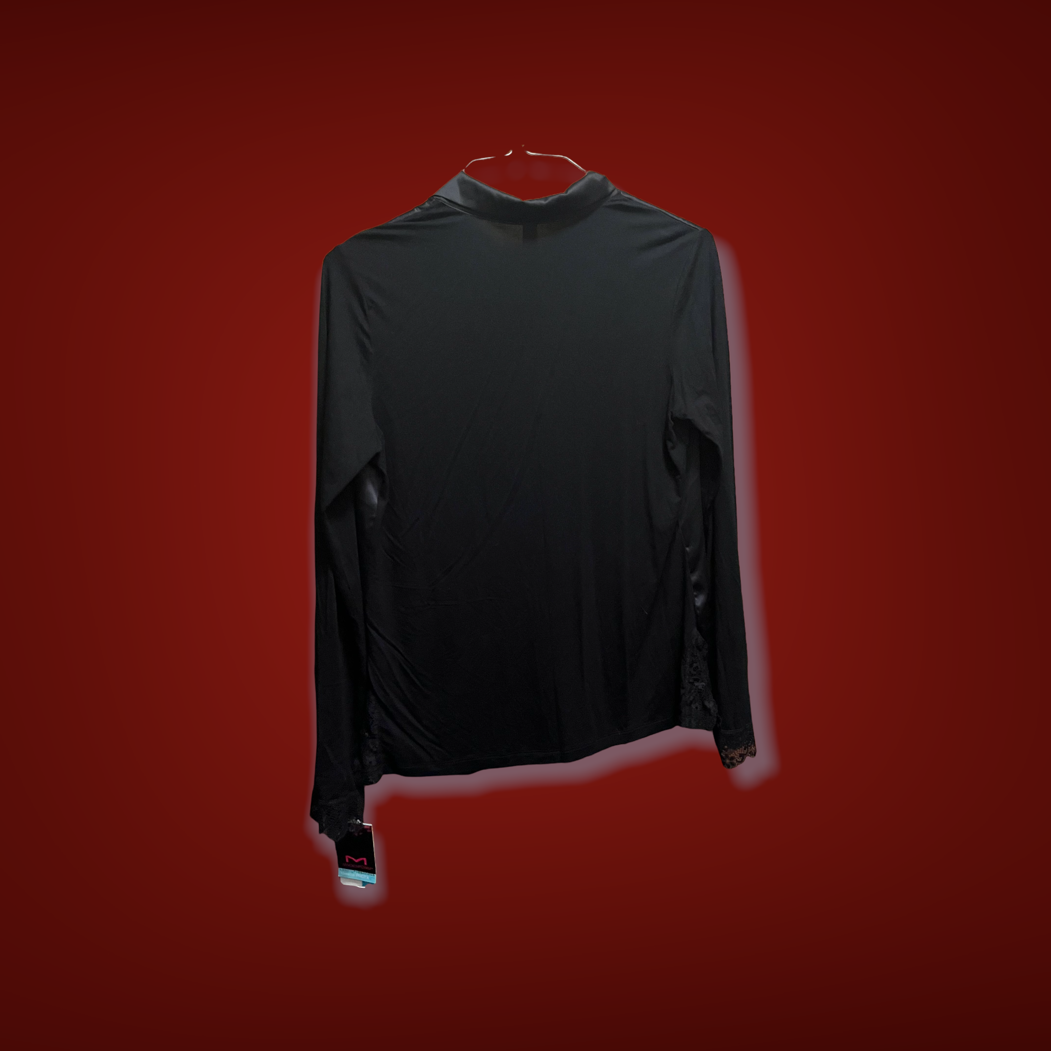 Madenform Long Sleeve Top